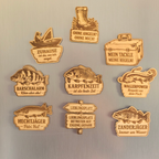 Handgefertigte Kühlschrankmagnete aus Birkenholz mit neun Angelmotiven