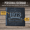 Personalisierte Schieferuntersetzer mit Name & Jahrgang – Vintage Geschenk für Männer als 2er, 3er oder 4er Set - Gravurliebe