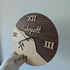 Ruhrpott Wanduhr aus Holz – Bergbau Design mit Schlägel & Eisen – Industrial Deko