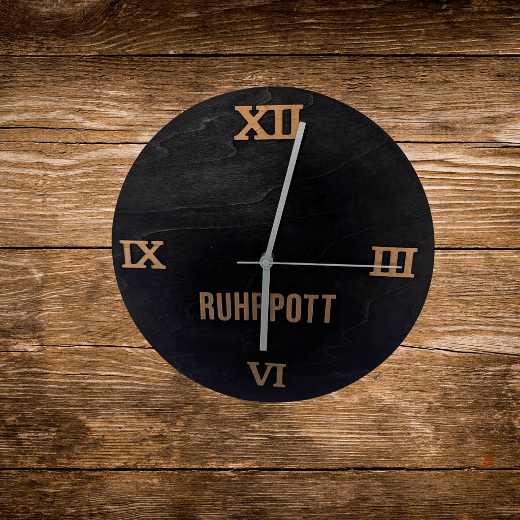 Ruhrpott Wanduhr aus Holz schwarz – Geschenk für Papa & Männer mit Charakter - Gravurliebe