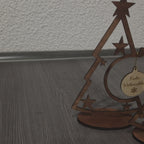 Personalisierter Weihnachtsbaum aus Holz mit Wunschgravur